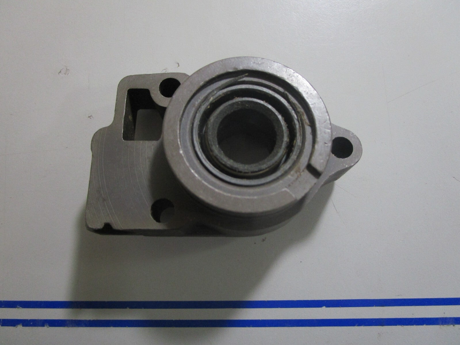 *NEW OEM* 0810 Mercury Quicksilver Water Pump Base 46-39531A1