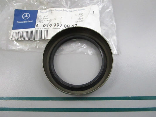 NEW OEM A0199978847 Mercedes-Benz Seal Ring 0810