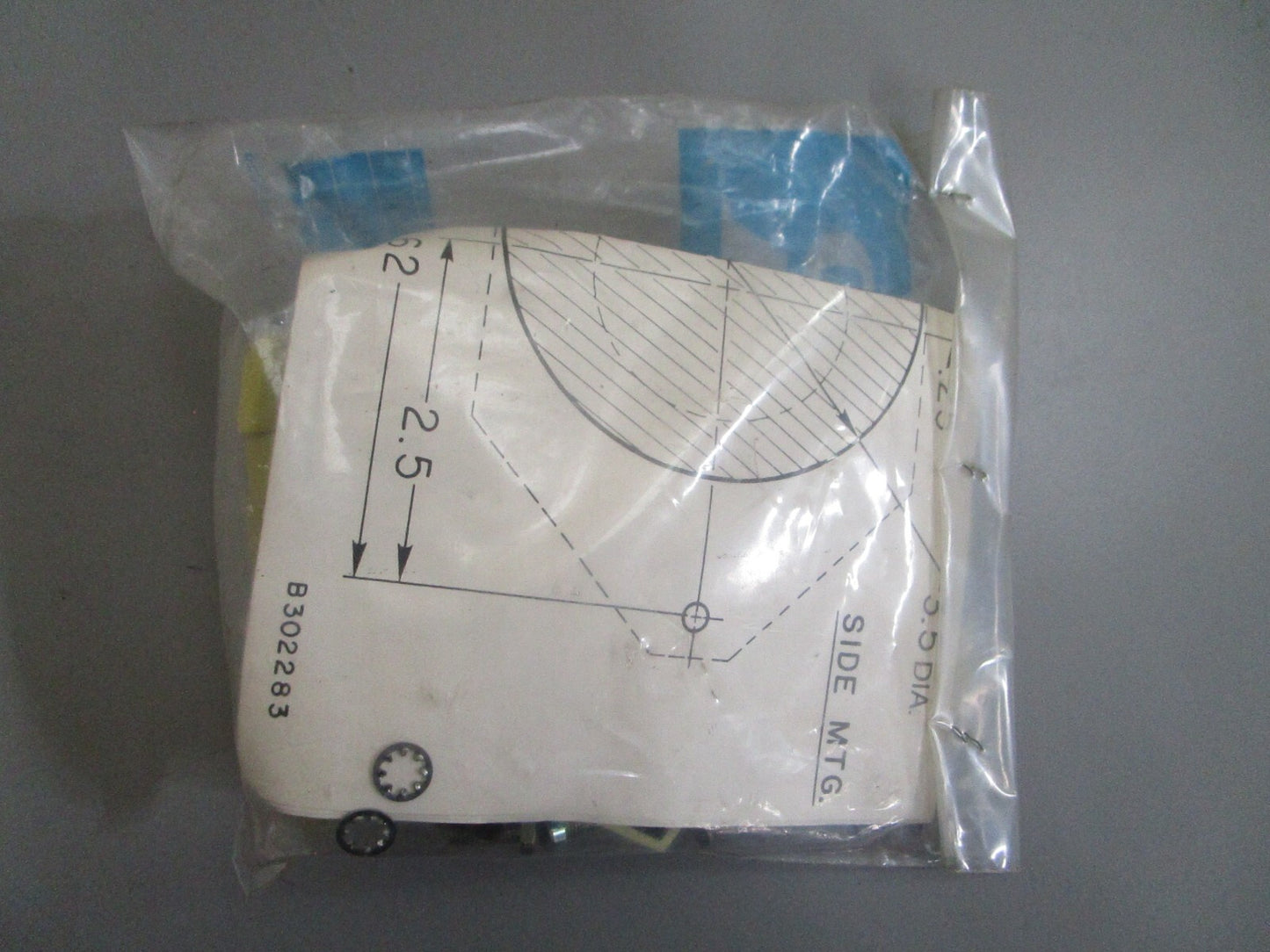 *NEW OEM* 0820 Volvo Penta Hardware Kit 3856852