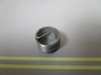 *NEW OEM* 0810 OMC Johnson Evinrude Screw Insert 913412 0913412