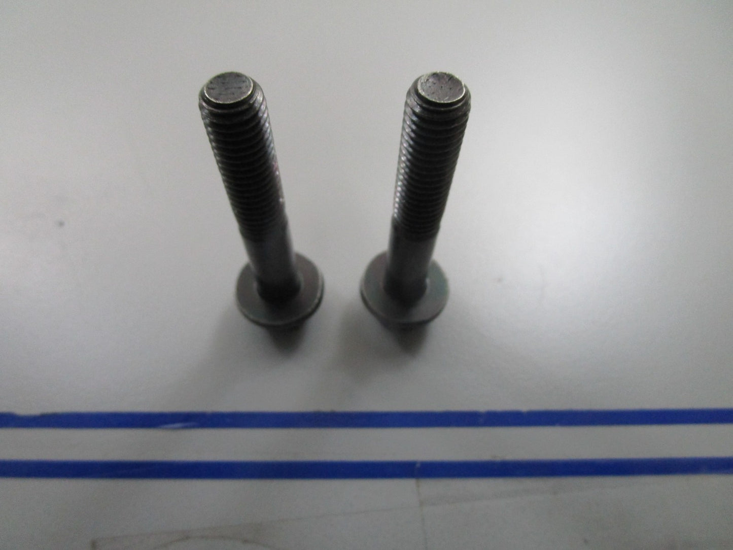 *NEW OEM* (LOT OF 2) 0810 Volvo Penta Flange Screw 948217