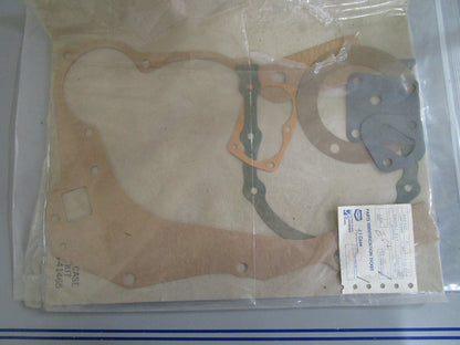 *NEW OEM* 0820 Case IH Gasket Set A41465