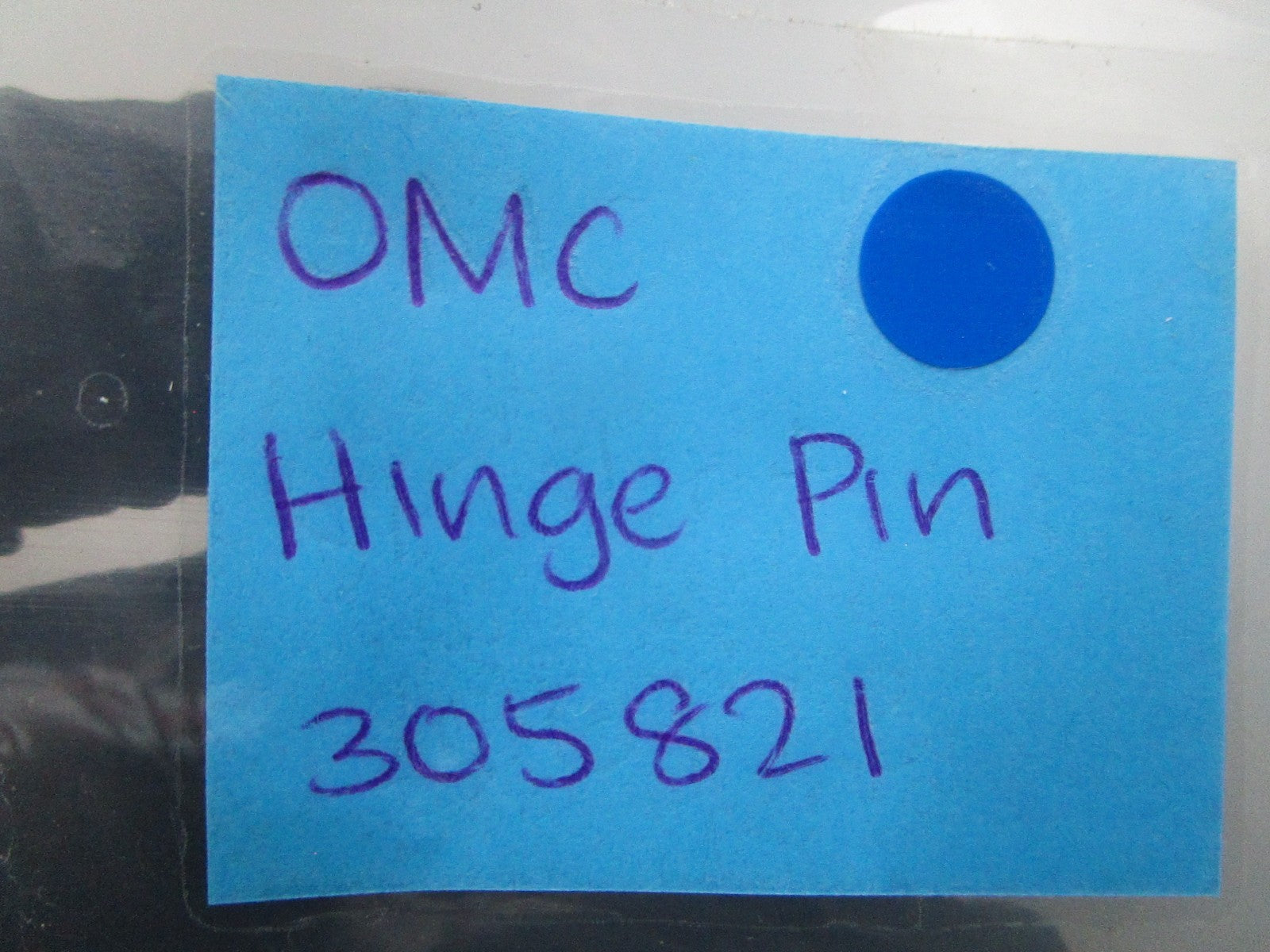 NEW OEM (LOT OF 4) 305821 0305821 OMC Johnson Evinrude Hinge Pin 0810