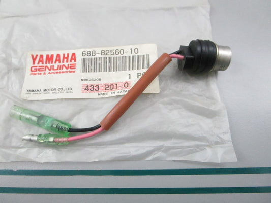 NEW OEM 688-82560-10-00 Yamaha Thermostat Switch 0810