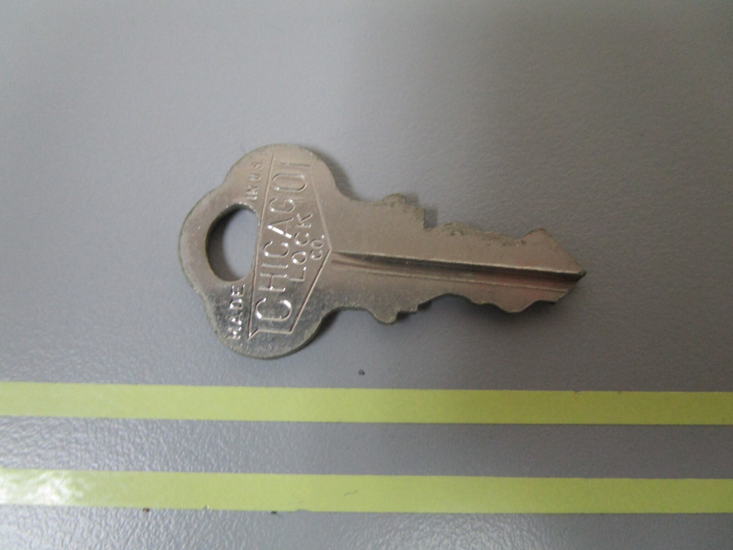 *NEW OEM* 0810 OMC Johnson Evinrude Ignition Key KF12 501527 0501527