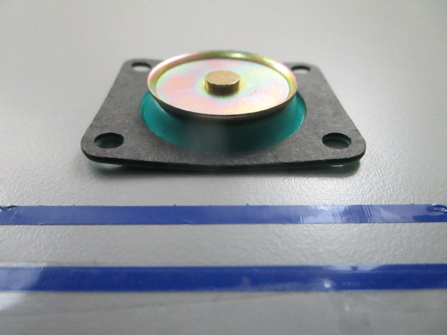 *NEW OEM* 0810 OMC Johnson Evinrude Diaphragm 3854257