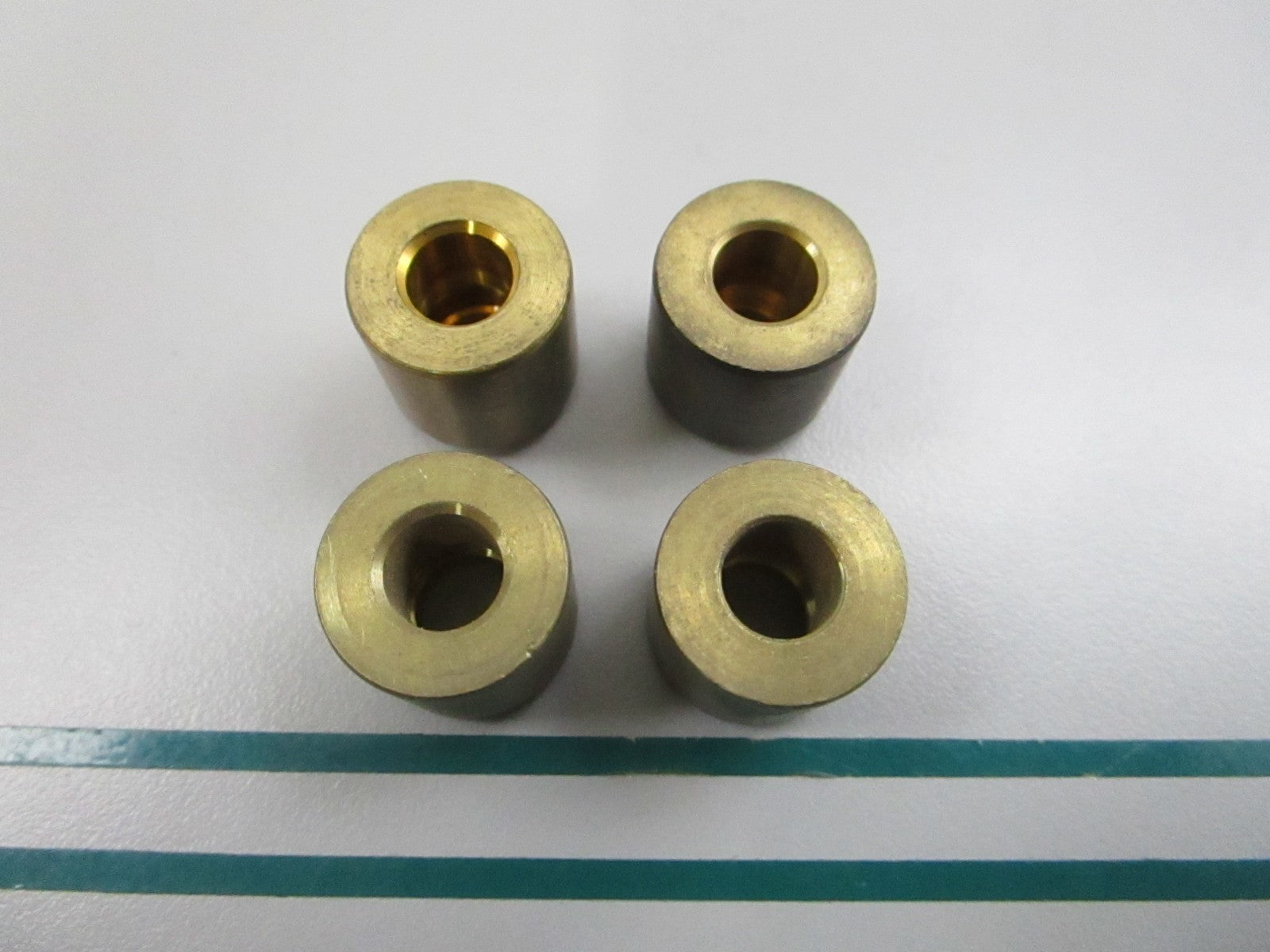 NEW OEM (LOT OF 4) 307054 0307054 OMC Johnson Evinrude Shift Rod Bushing 0810