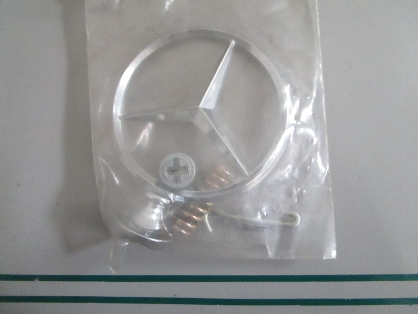 NEW OEM 1155860488 Mercedes-Benz Hood Star Repair Kit 0820