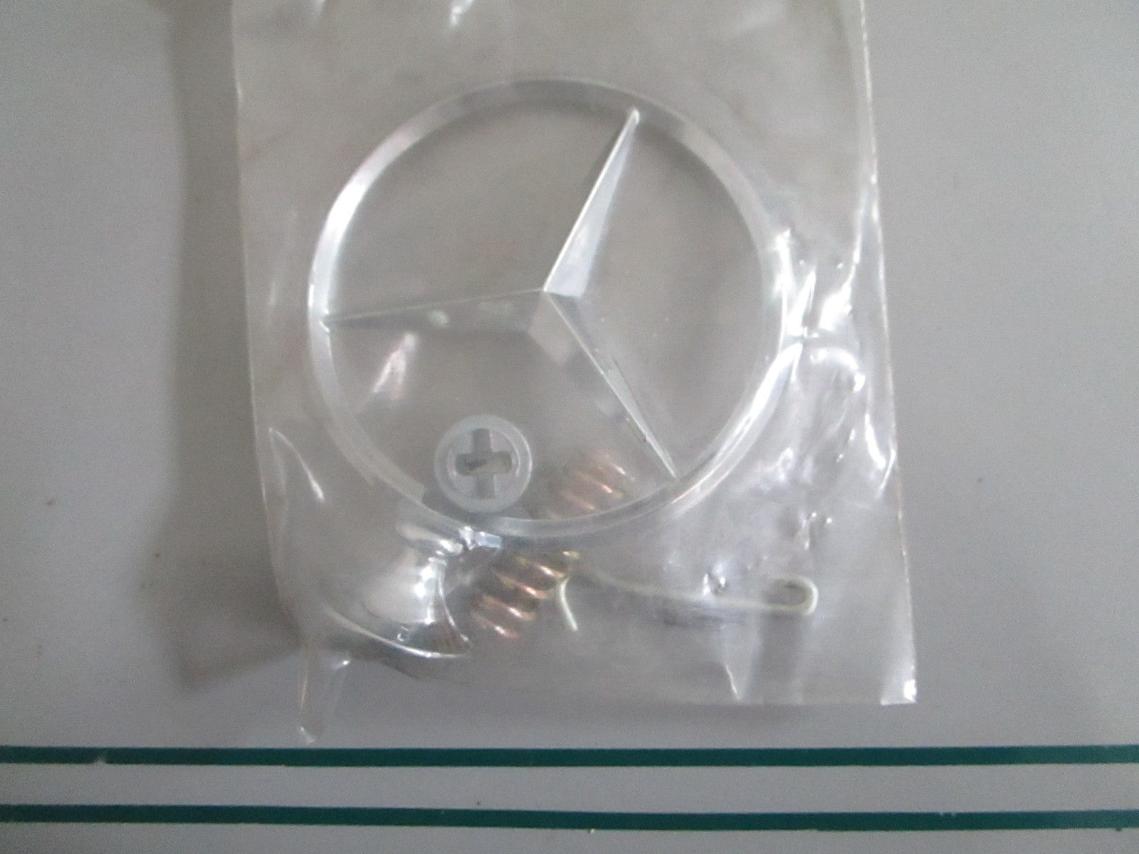 NEW OEM 1155860488 Mercedes-Benz Hood Star Repair Kit 0820