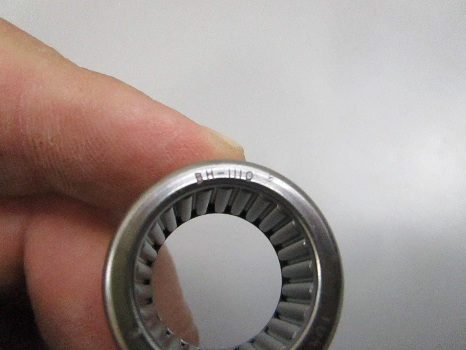 NEW OEM 31-41326 Mercury Quicksilver Bearing 0810