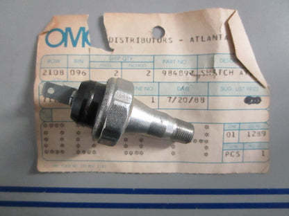 NEW OEM 984897 0984897 OMC Johnson Evinrude Oil Switch Assy 0820