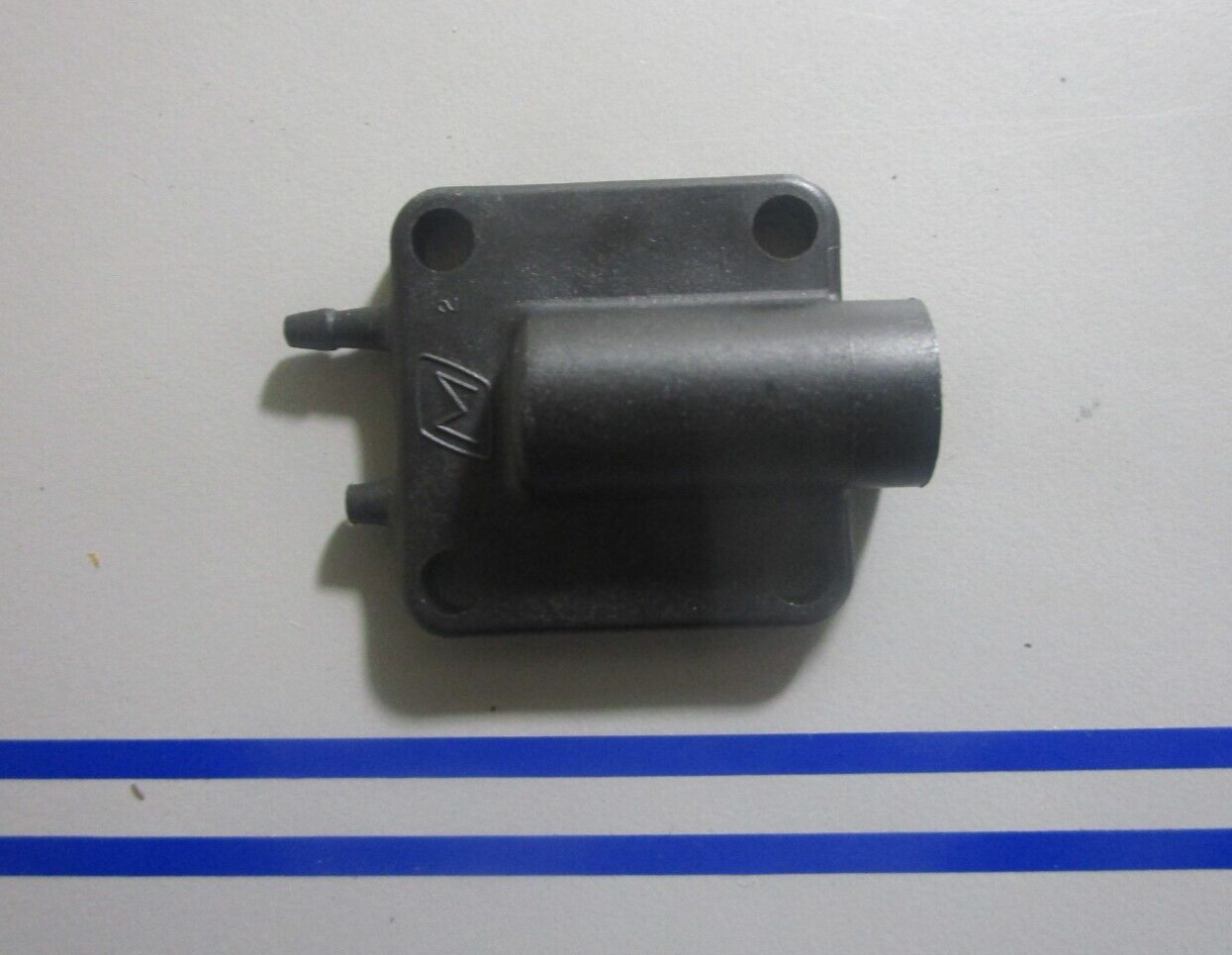 *NEW OEM* 0720 OMC Johnson Evinrude Primer Solenoid Cover 341073 0341073