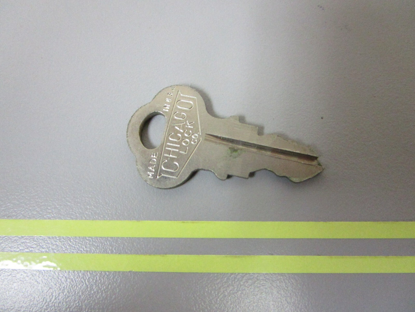 *NEW OEM* 0810 OMC Johnson Evinrude Ignition Key KF53 501568 0501568