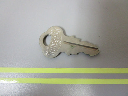 *NEW OEM* 0810 OMC Johnson Evinrude Ignition Key KF53 501568 0501568