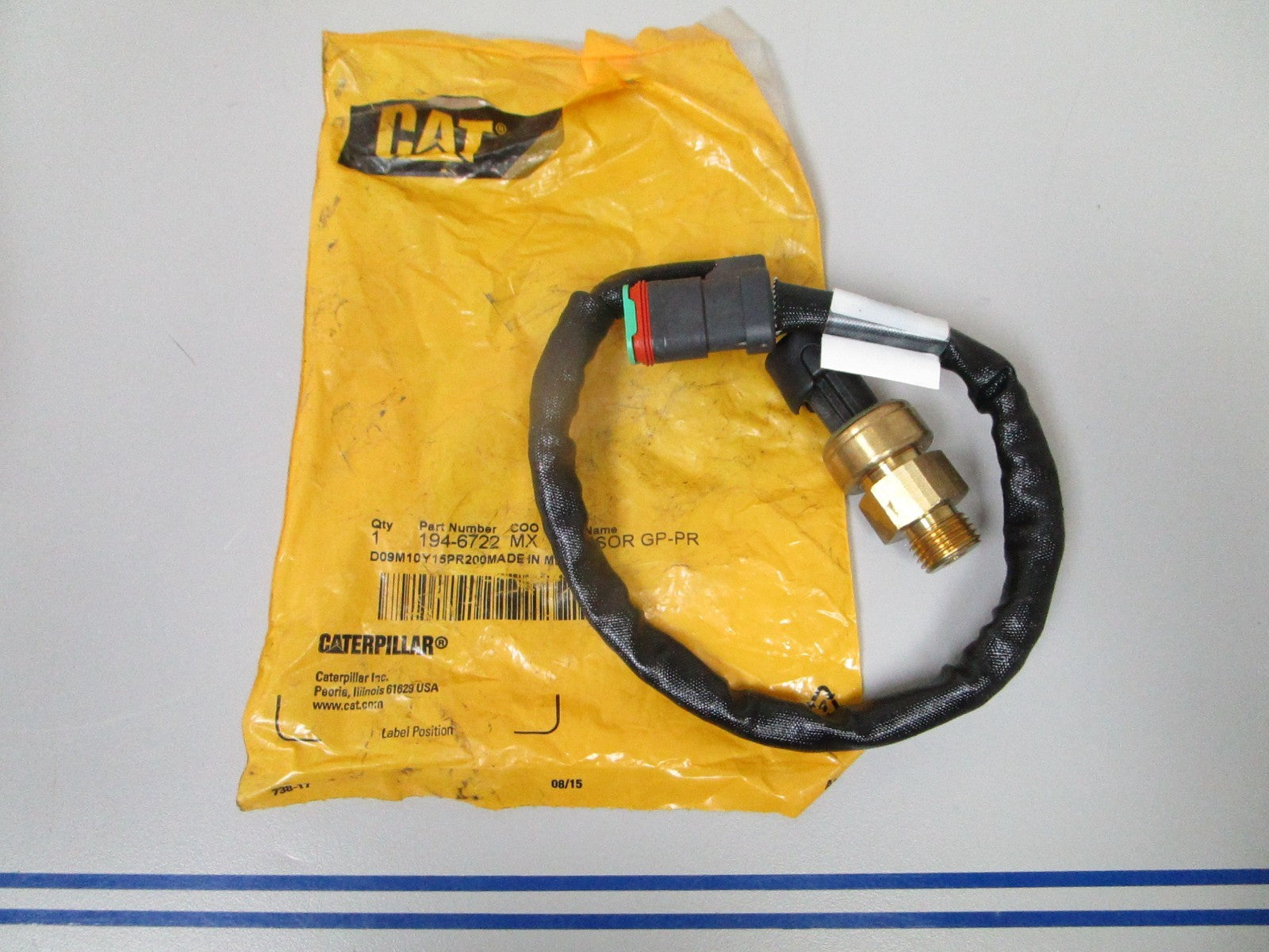 NEW OEM 194-6722 CAT Caterpillar Pressure Sensor 0720