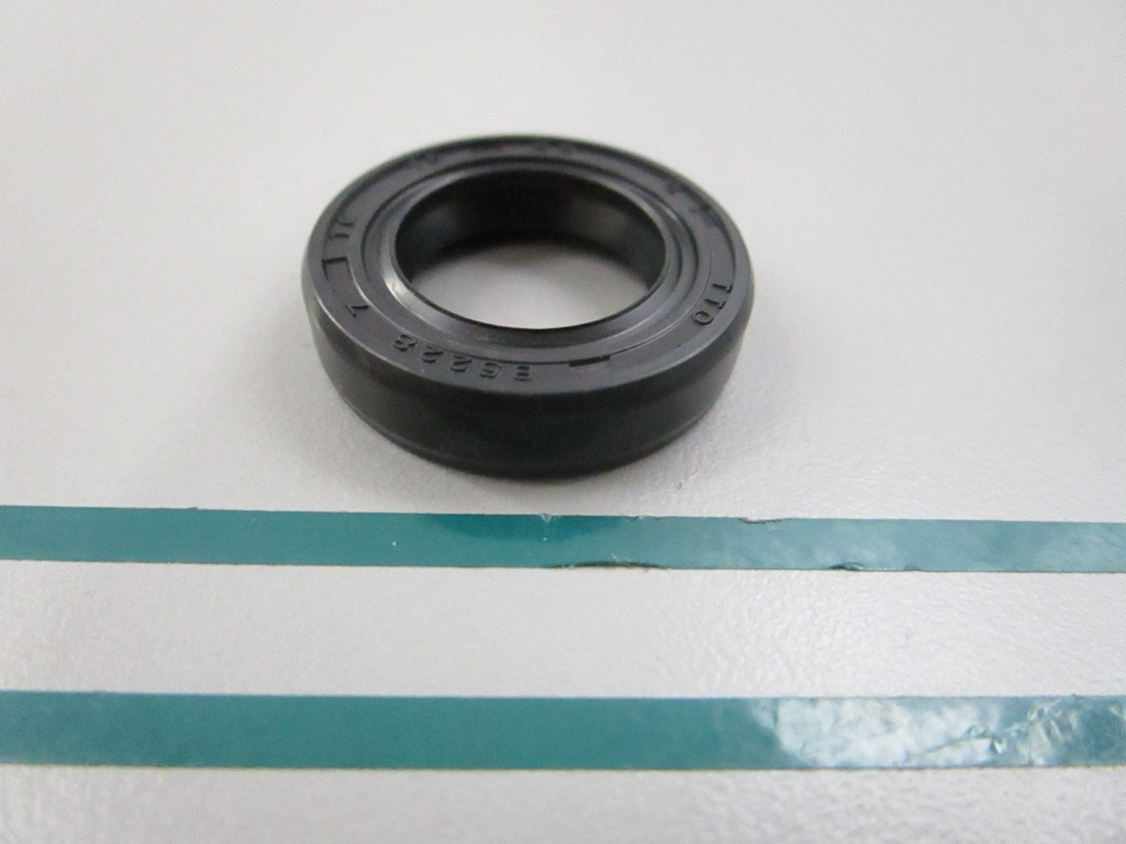 NEW OEM 18100023 Harley Davidson Oil Seal 0810