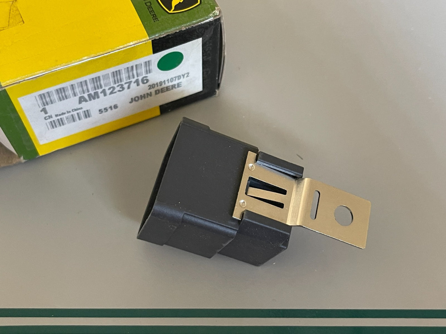 John Deere AM123716 NEW OEM Relay 12V 30A ZTrak X700 X500 Front Mower Gator 0720