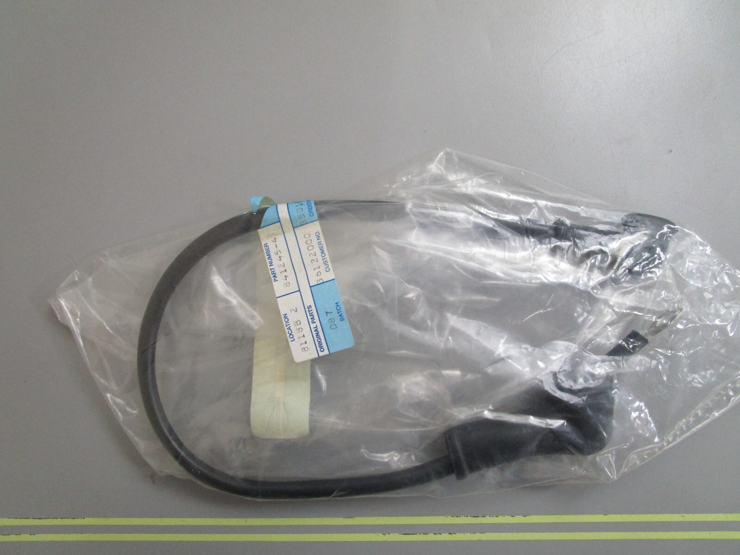 *NEW OEM* 0810 Volvo Penta Cable 841245