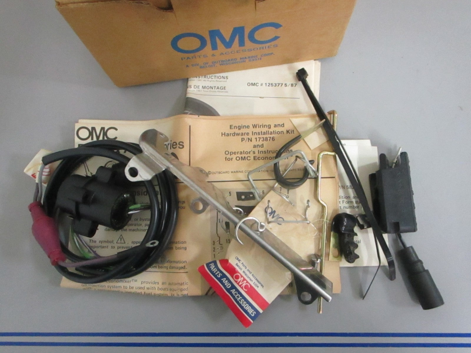 *NEW OEM* 0820 OMC Johnson Evinrude Oil Control Module Kit 173876 0173876