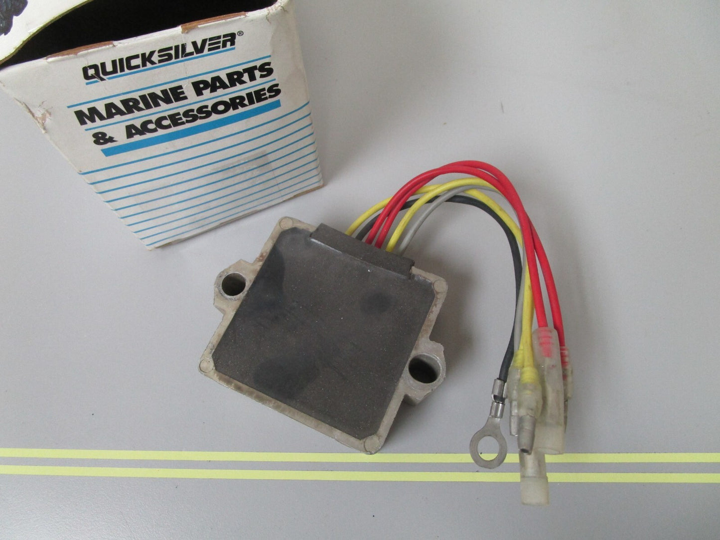 *NEW OEM* 0720 Mercury Quicksilver Voltage Regulator 854515