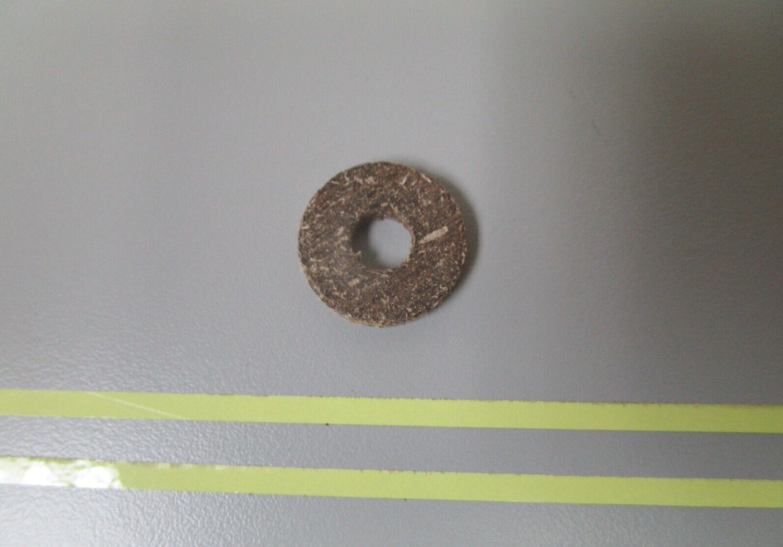 *NEW OEM* 0810 OMC Johnson Evinrude Friction Pad 309723 0309723