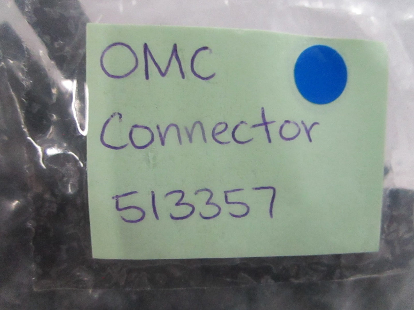 *NEW OEM* 0810 OMC Johnson Evinrude Connector 513357 0513357
