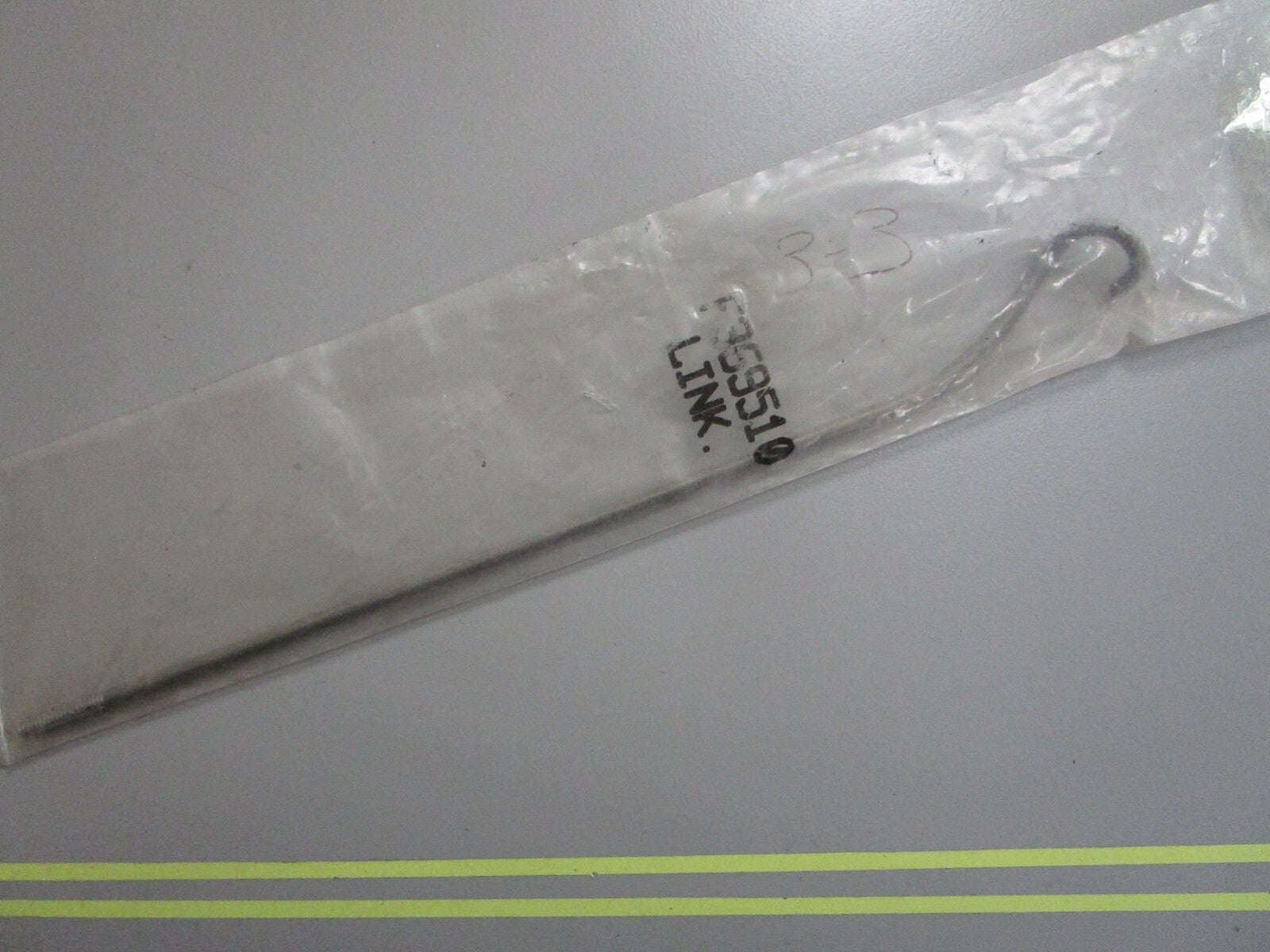 *NEW OEM* 0820 Mercury Force Link F369510