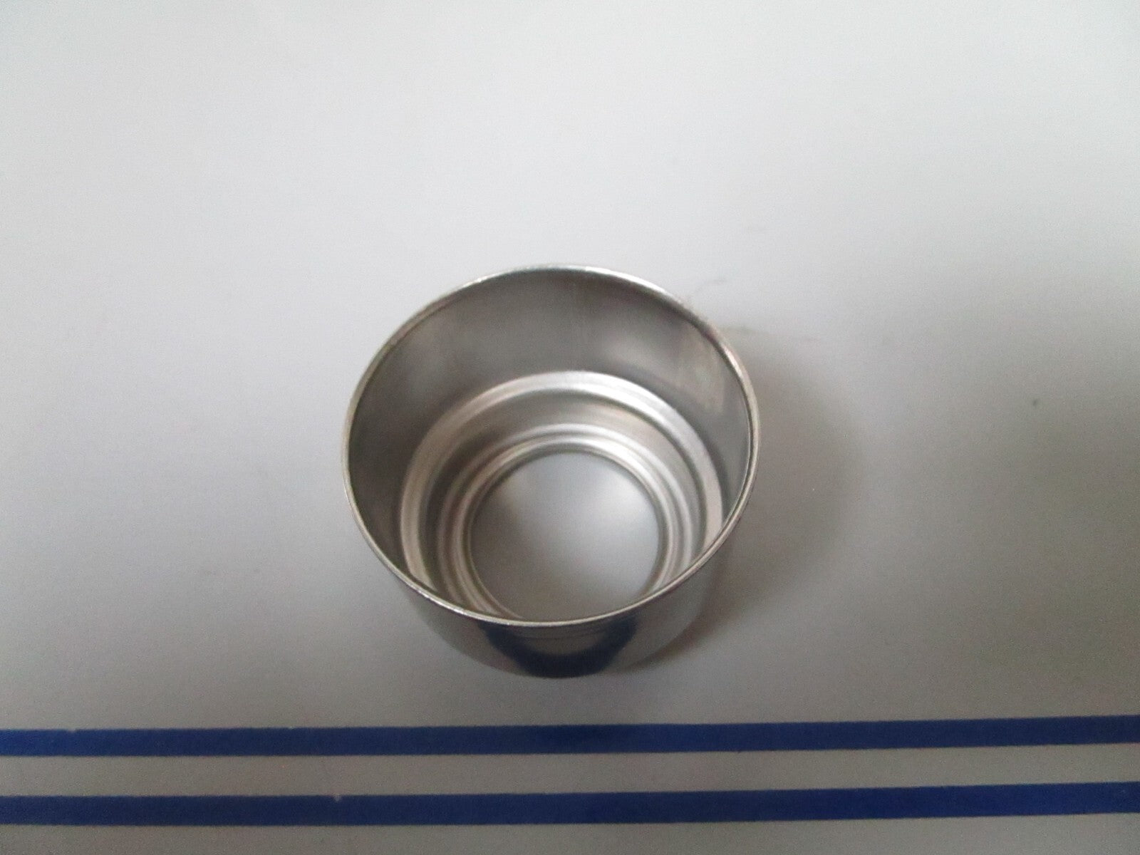 *NEW OEM* 0810 OMC Johnson Evinrude Crankshaft Sleeve 336988 0336988