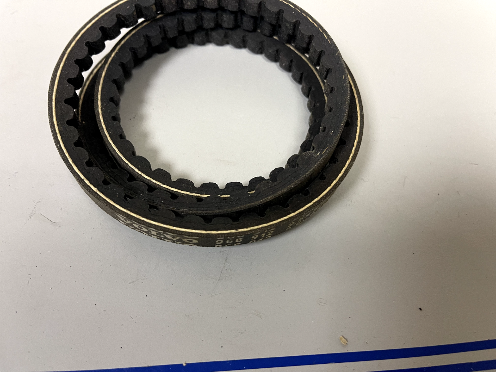 *NEW OEM* 0670 Volvo Penta V-Belt 966912