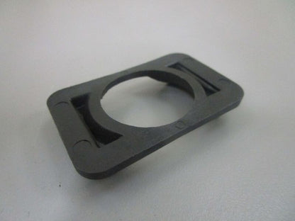 *NEW OEM* 0770 Volvo Penta Retainer 3854601