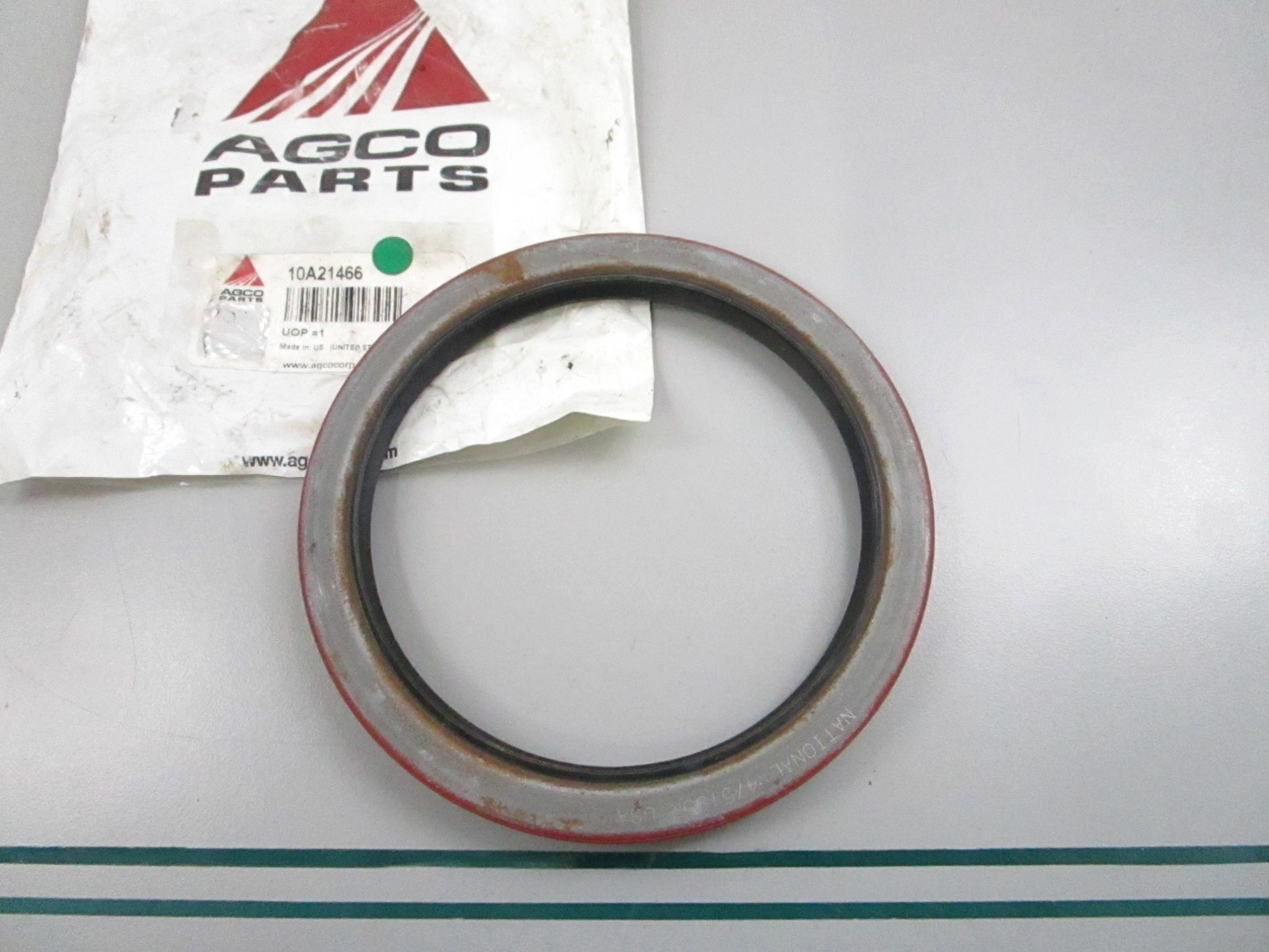AGCO NEW OEM Seal 10A21466 Massey Ferguson Fendt Gleaner NOS 0810