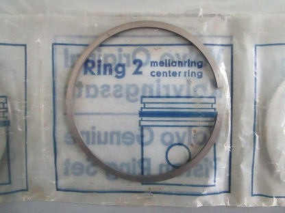 *NEW OEM* 0820 Volvo Penta 3 Piston Ring Set 876115