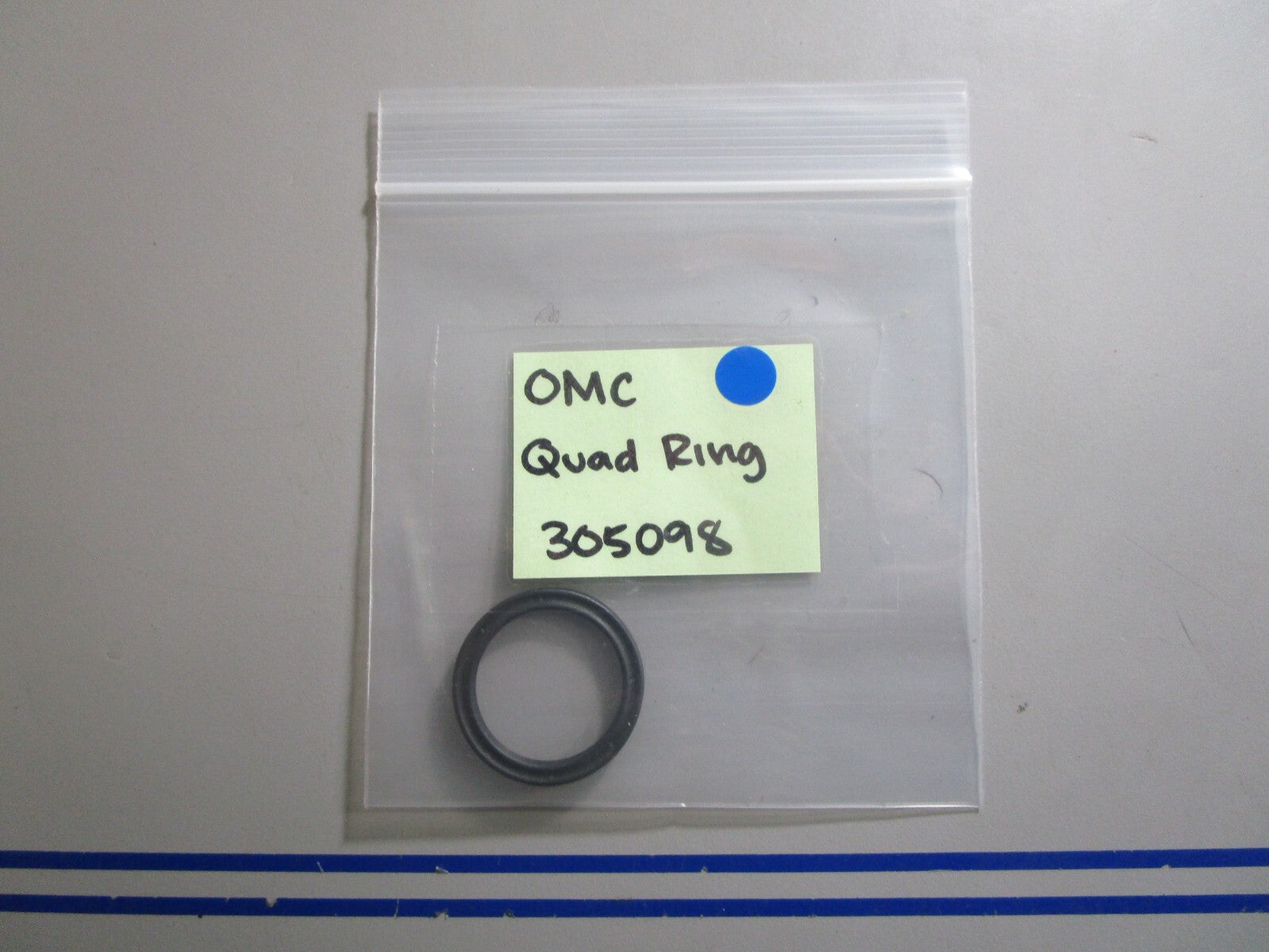 *NEW OEM* 0810 OMC Johnson Evinrude Quad Ring 305098 0305098