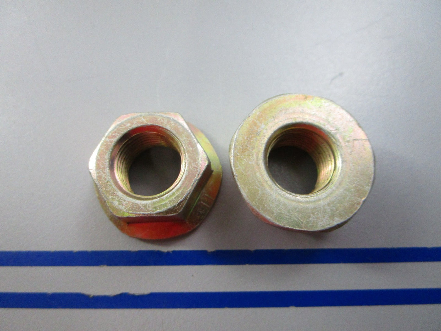 NEW OEM (LOT OF 2) 326016 0326016 OMC Johnson Evinrude Nut 0810