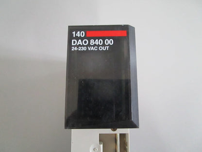 Schneider 140DAO84000 Modicon Quantum Discrete Output Module NEW OEM 0820