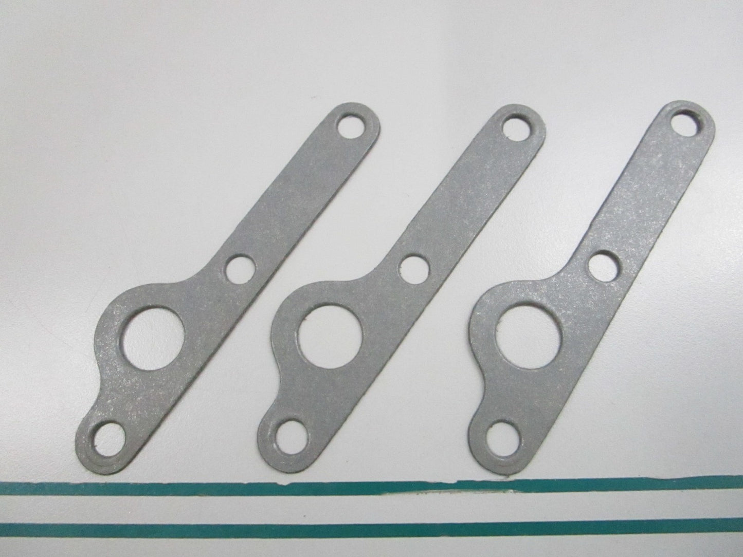 NEW OEM (LOT OF 3) 332999 0332999 OMC Johnson Evinrude Gasket 0810