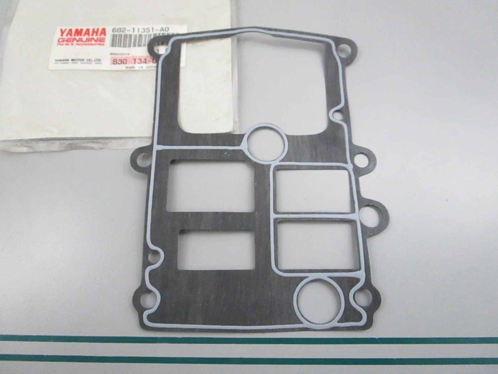 NEW OEM 682-11351-A0-00 Yamaha Gasket 0810