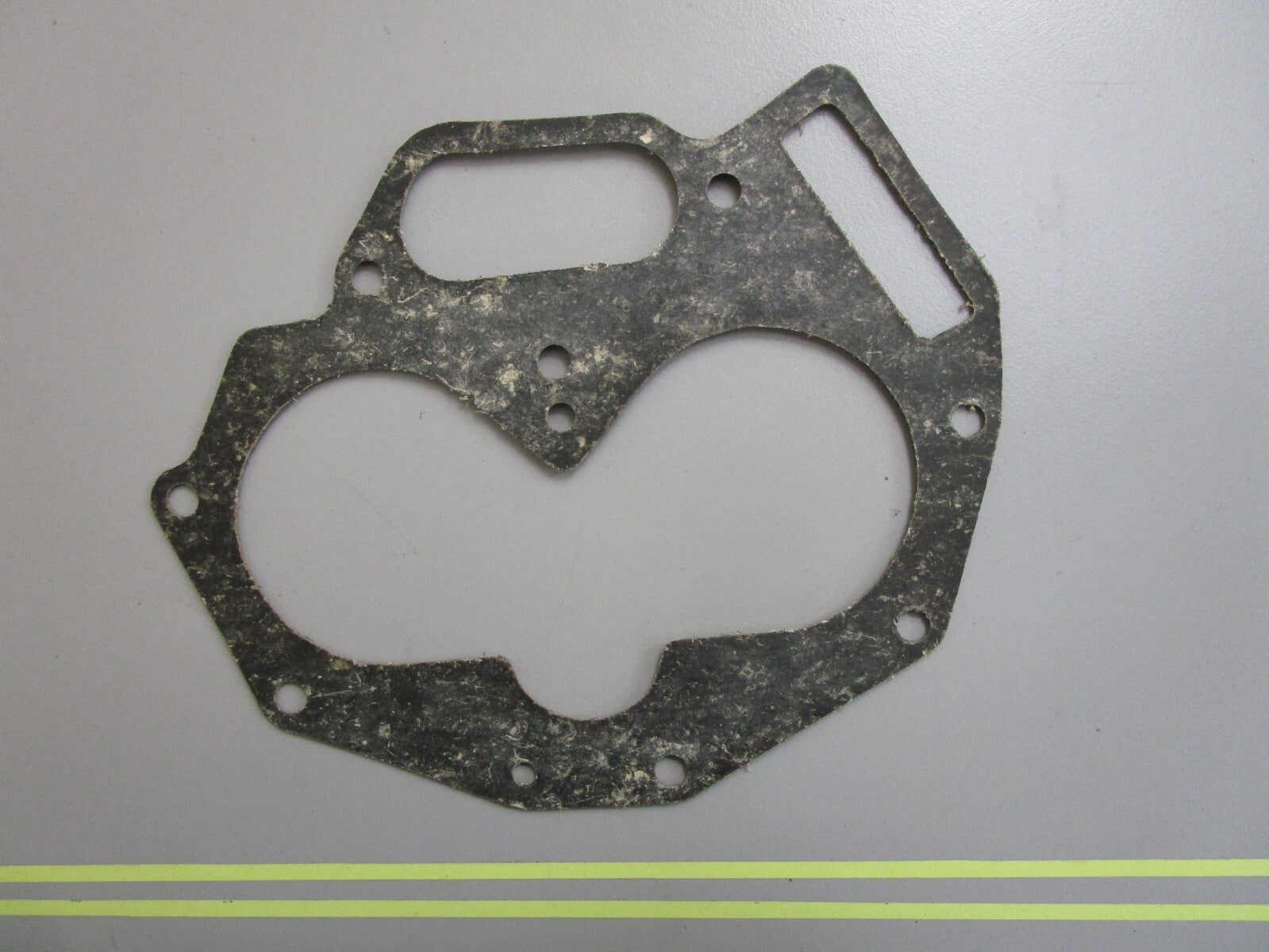*NEW OEM* 0810 OMC Johnson Evinrude Gasket 303486 0303486
