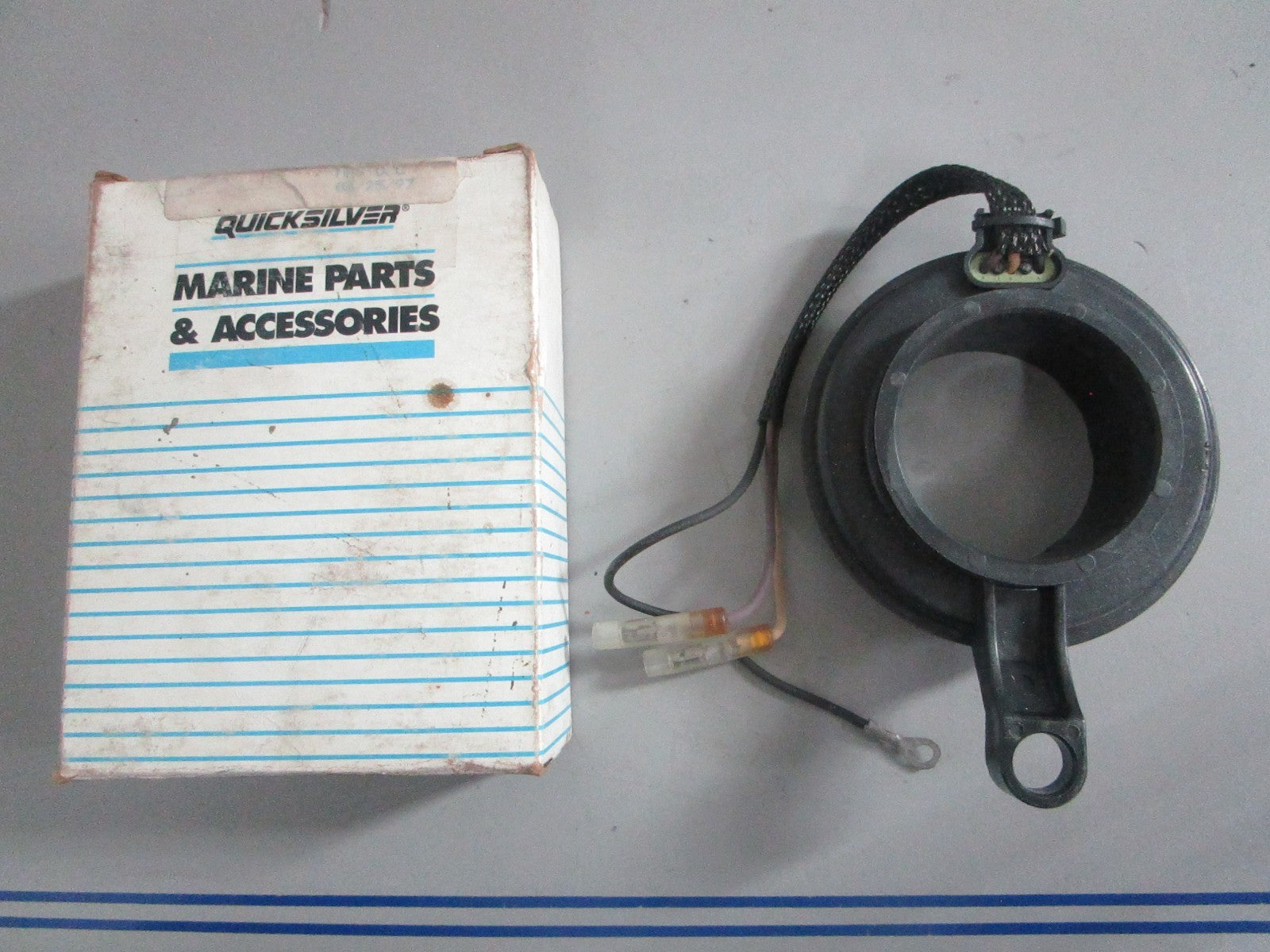 NEW OEM 854509 Mercury Quicksilver 2 Cyl. Trigger Assy  0820