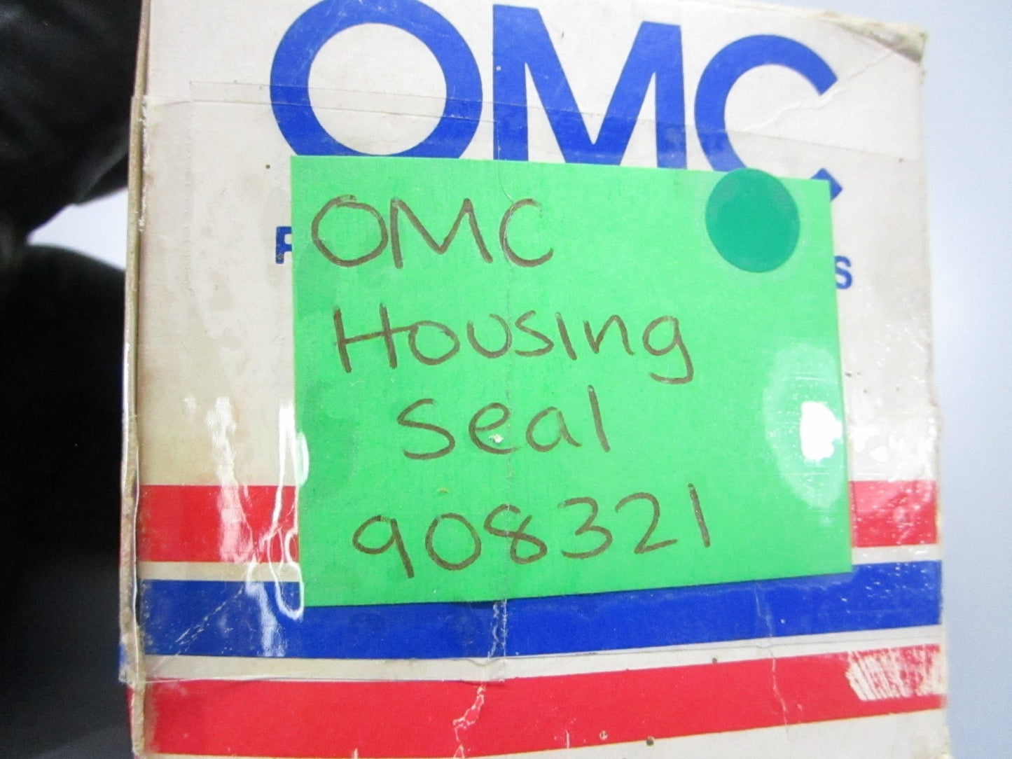 NEW OEM 908321 0908321 OMC Johnson Evinrude Housing Seal 0810
