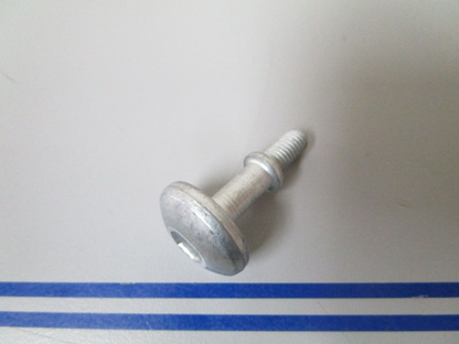 *NEW OEM* 0770 BMW Bolt 11141464235