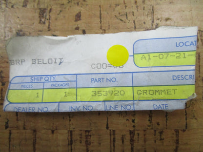 *NEW OEM* (LOT OF 3) 0750 OMC Johnson Evinrude GROMMET 353920 0353920