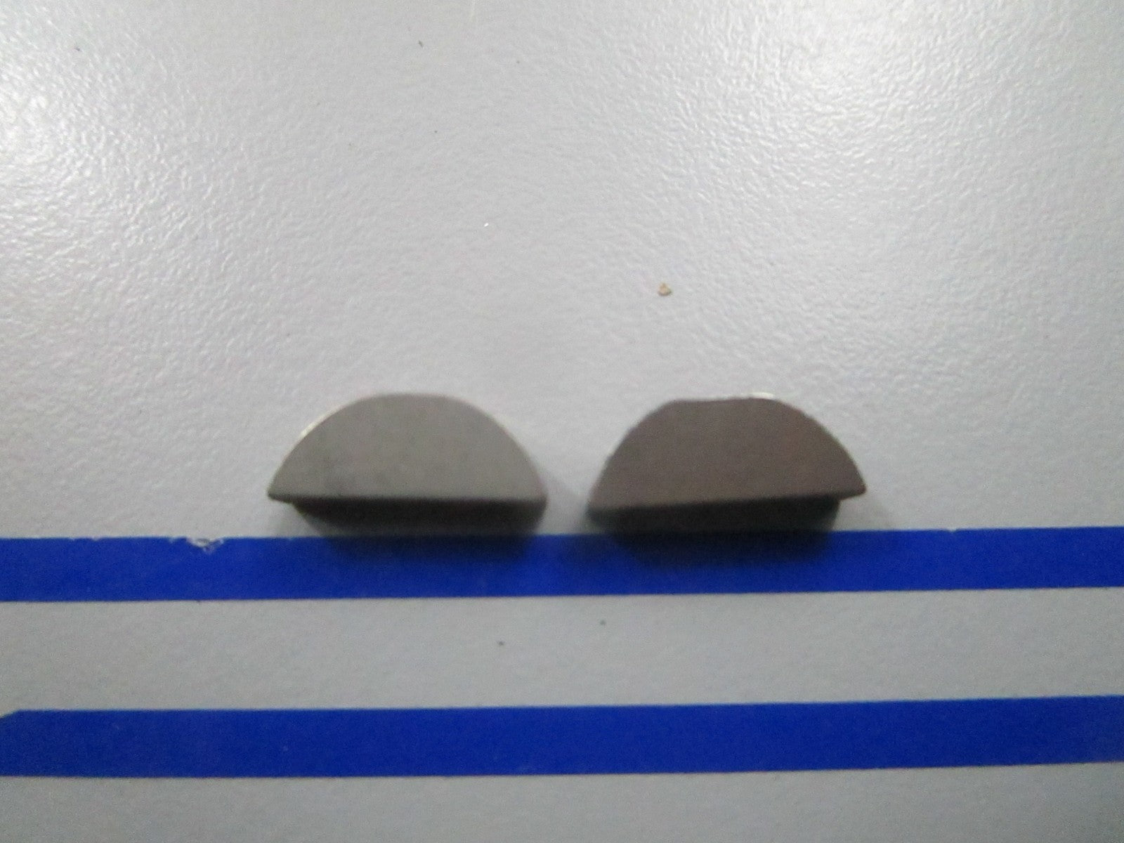 *NEW OEM* (LOT OF 2) 0810 OMC Johnson Evinrude Shaft Key 305720 0305720