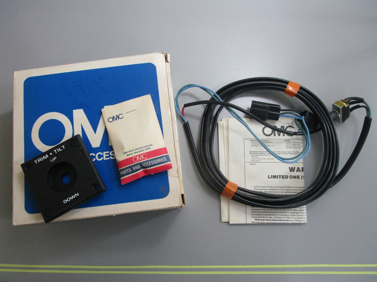 *NEW OEM* 0820 OMC Johnson Evinrude Trim Switch Kit 174826 0174826