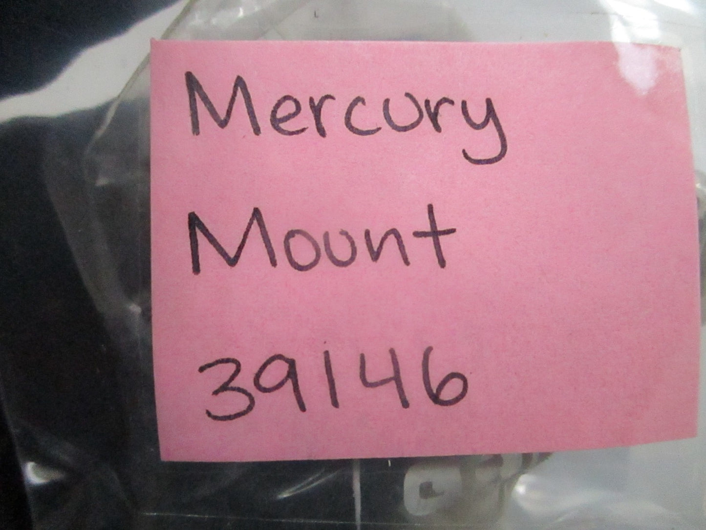 *NEW OEM* 0810 Mercury Quicksilver Mount 39145