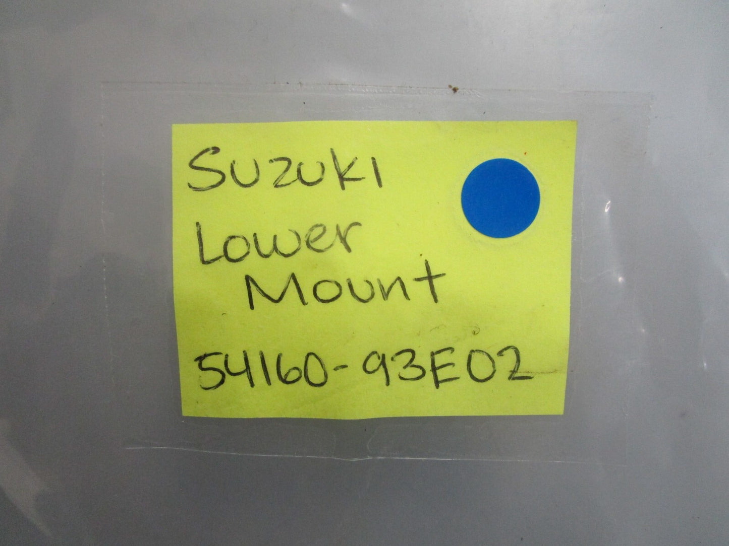 *NEW OEM* 0820 Suzuki Lower Mount 54160-93E02