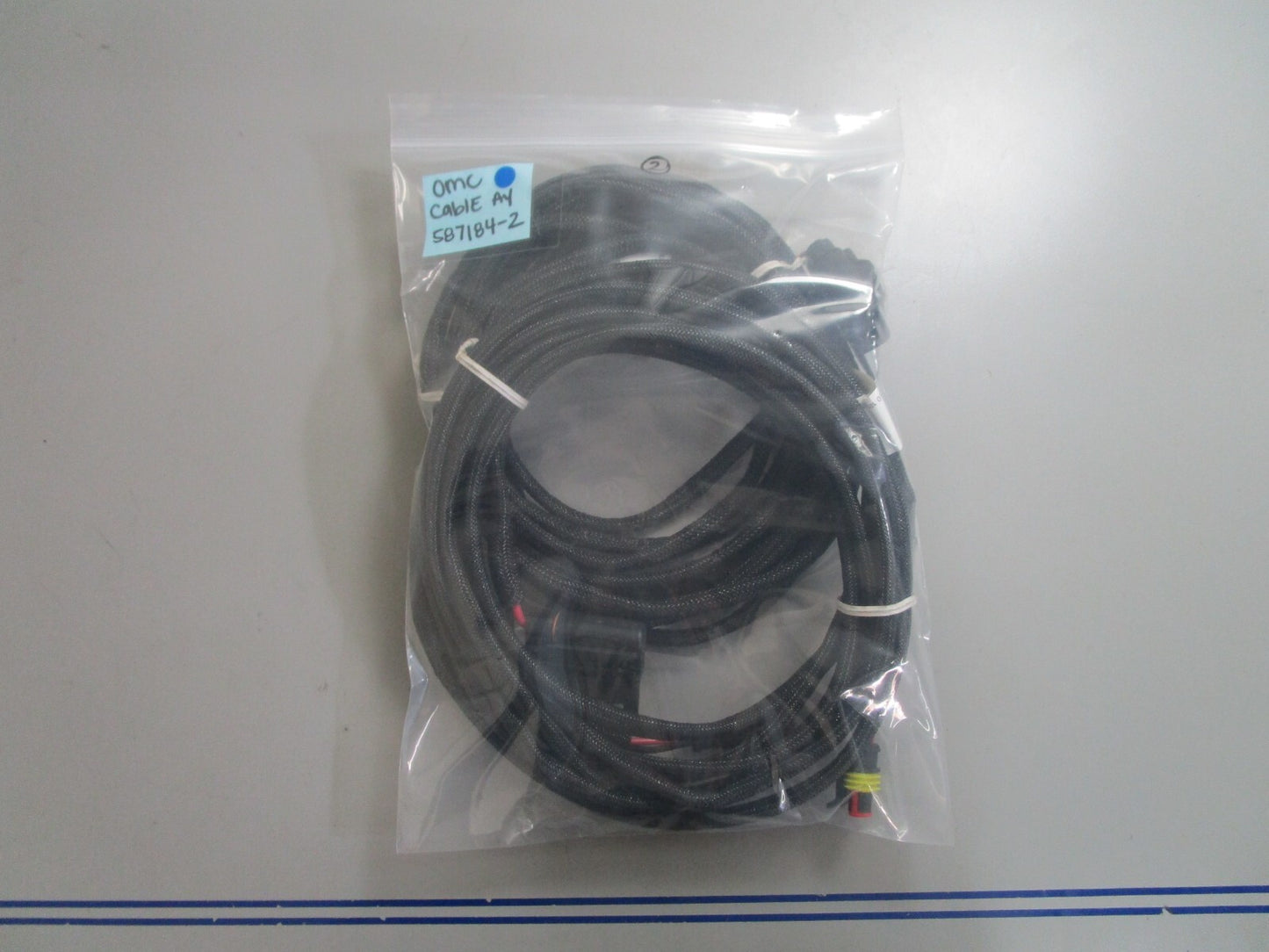 *NEW OEM* 0810 OMC Johnson Evinrude Cable Assembly 587184-2