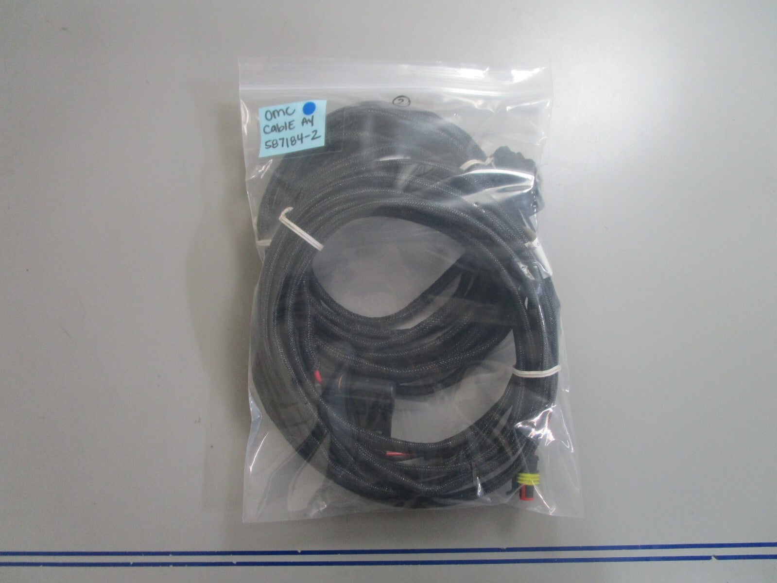 *NEW OEM* 0810 OMC Johnson Evinrude Cable Assembly 587184-2