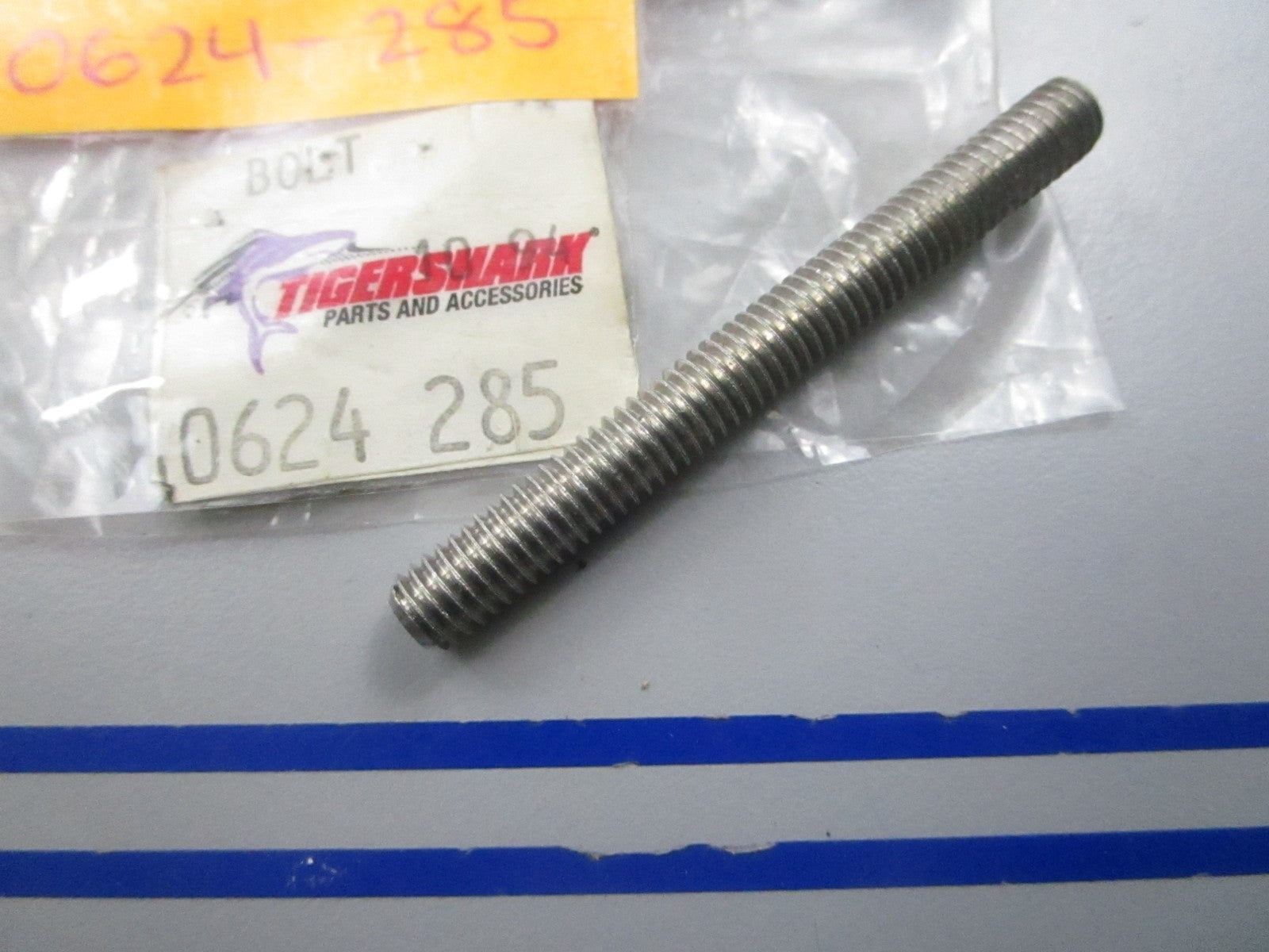 NEW OEM 0624-285 Arctic Cat Bolt 0810