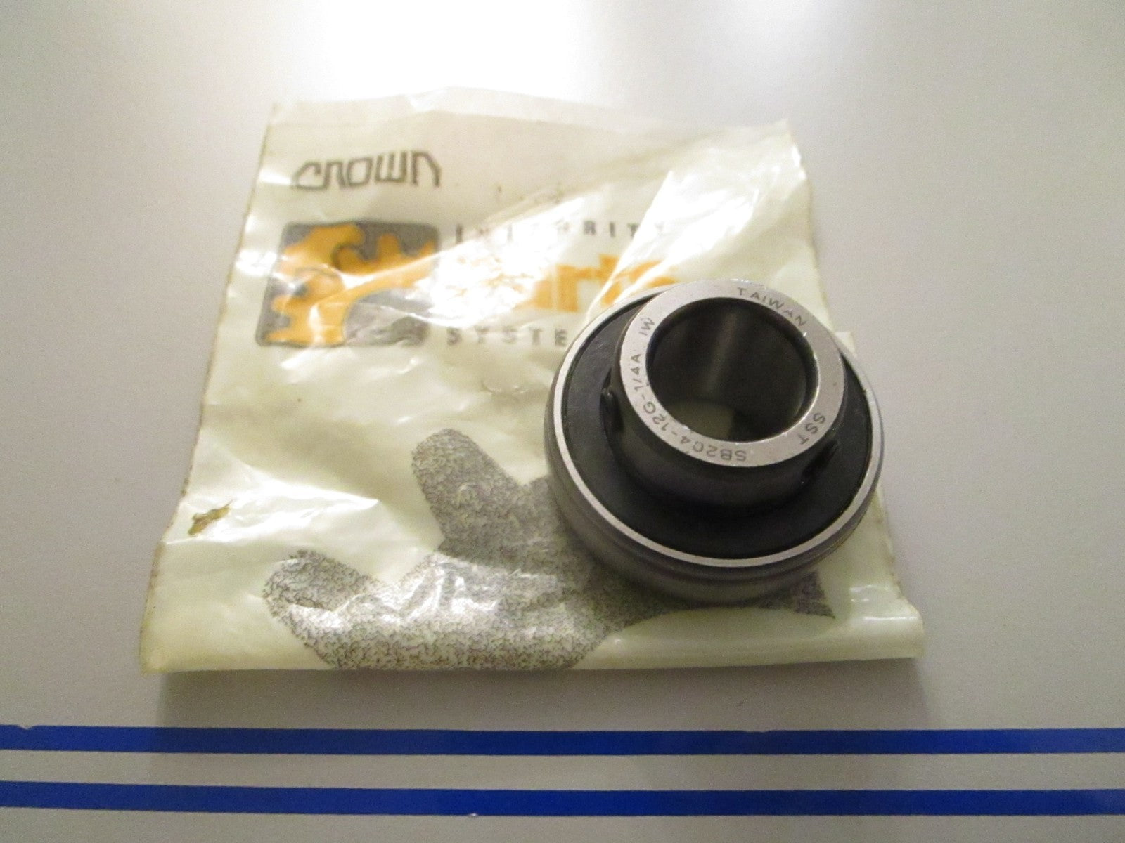 NEW OEM 065027 Crown Bearing 0720